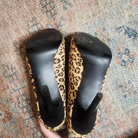 Carlos Santana Varuuca Heels - Picture 9 of 10